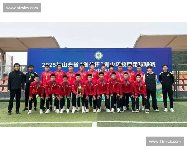 双冠加冕!历城二中包揽省长杯男女足冠军 双冠加冕!历城二中包揽省长杯男女足冠军