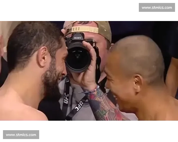 30-27 横扫!伊克拉姆一致判定擒朴俊勇 30-27 横扫!伊克拉姆一致判定擒朴俊勇